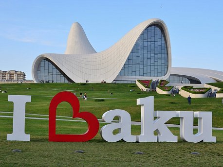 VIAGEM AO CÁUCASO: Azerbaijão – Geórgia – Arménia